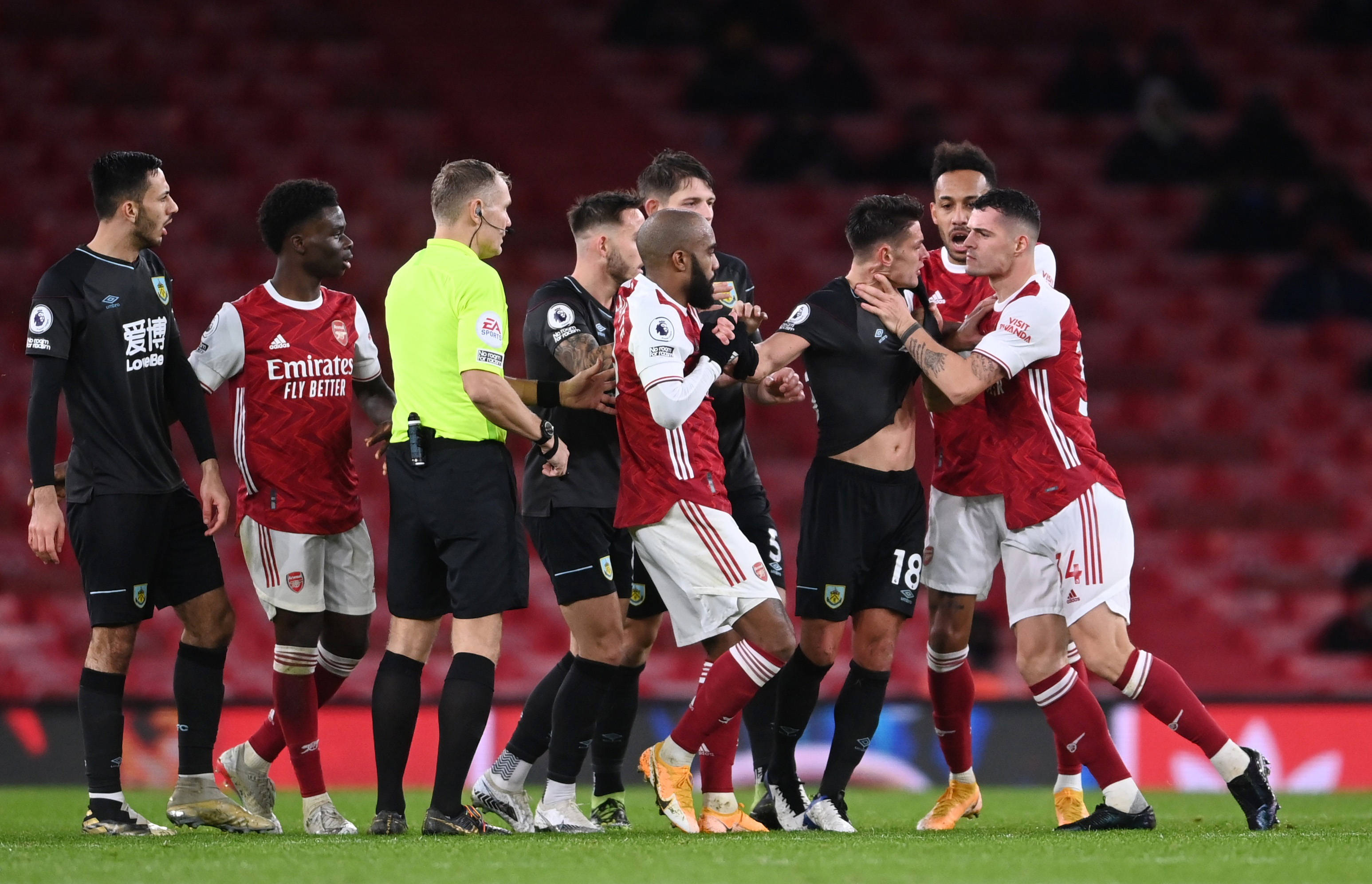 英格兰足总杯：加时取胜 热刺队3-0塔姆沃思队.